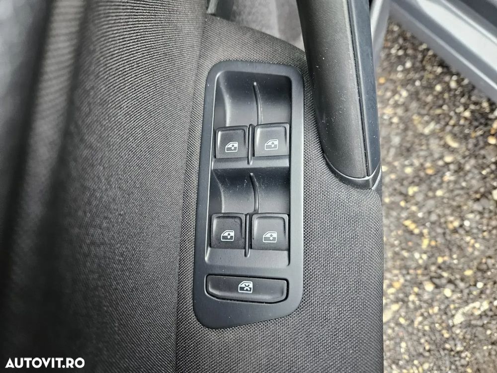 Volkswagen Golf 1.0 TSI Trendline - 11