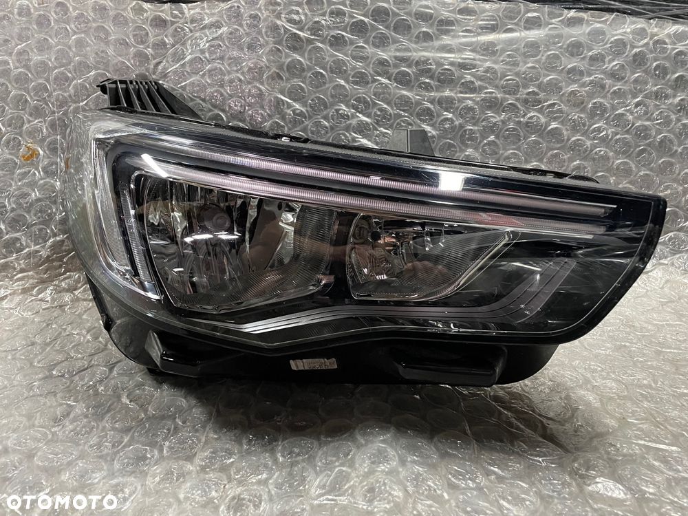 LAMPA PRAWA ZWYKŁA H7 LED OPEL GRANDLAND X YP00015580 - 1