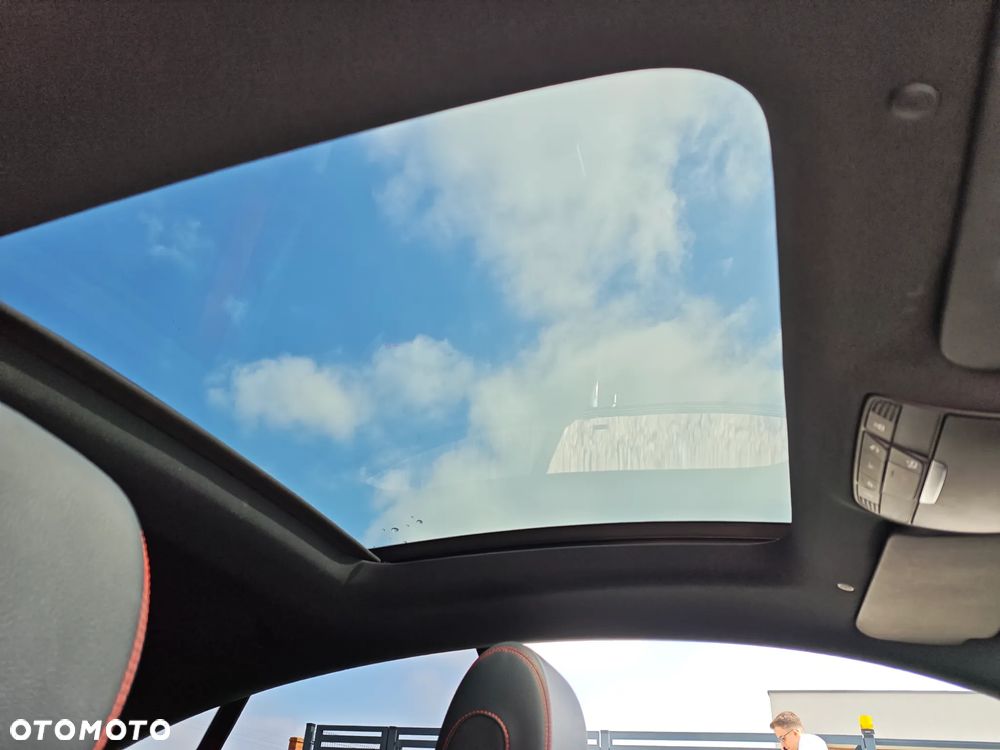 Mercedes-Benz Klasa E AMG 53 4-Matic+ 9G-TRONIC - 14