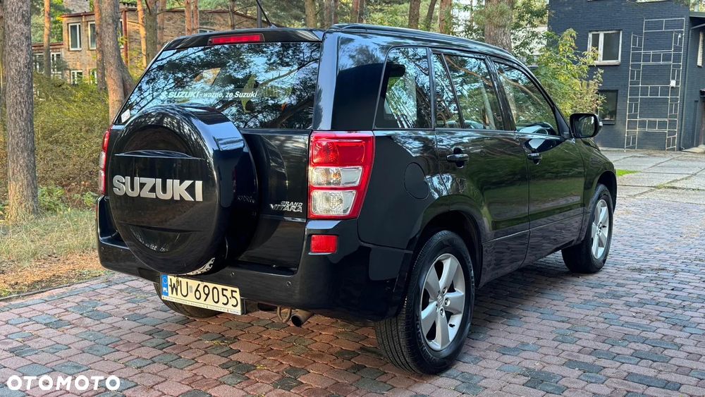 Suzuki Grand Vitara 2.0 - 6