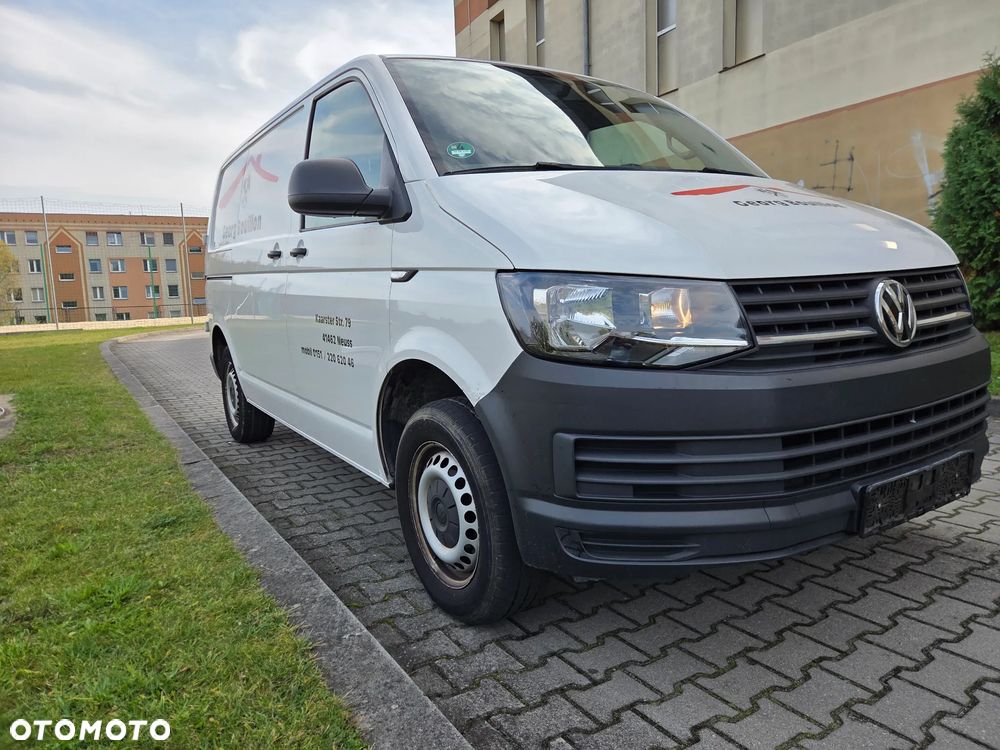 Volkswagen Transporter - 2