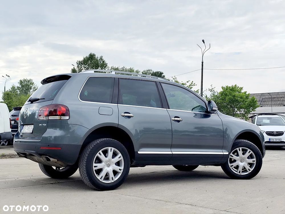 Volkswagen Touareg 3.0 V6 TDI Blue Motion DPF Automatik - 6