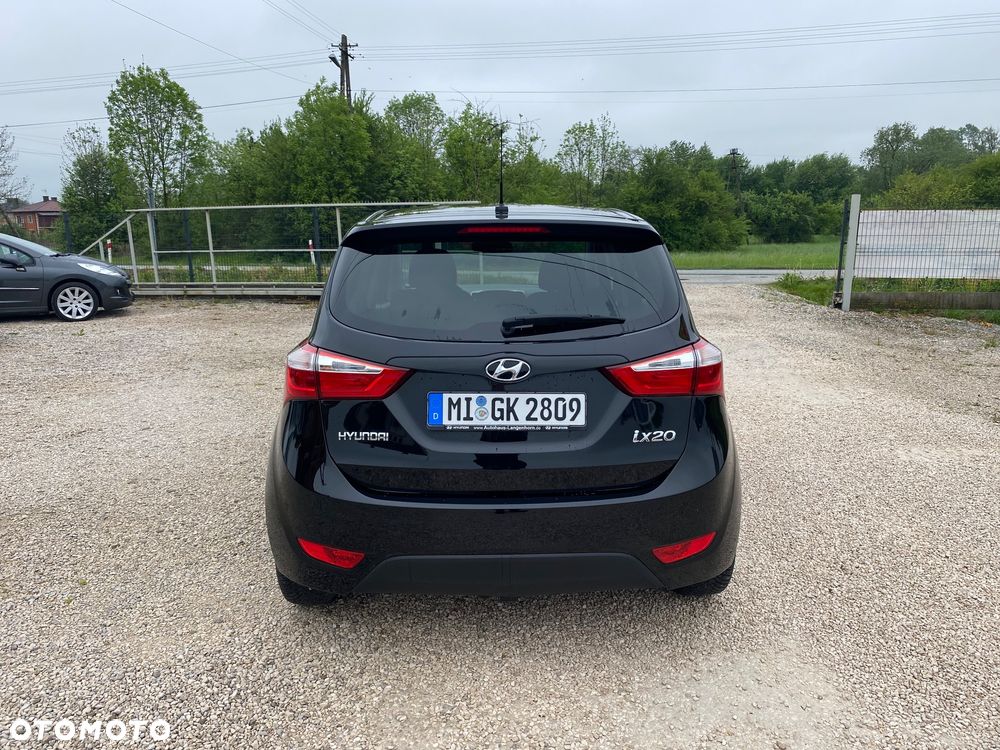 Hyundai ix20 1.6 Premium blue - 24