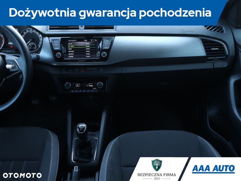 Skoda Fabia - 10
