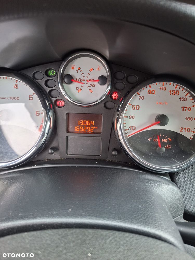 Peugeot 207 ver-1-6-16v-sporty - 15