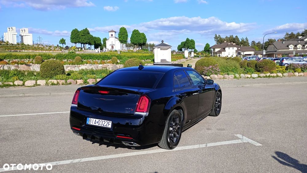 Chrysler 300s - 8