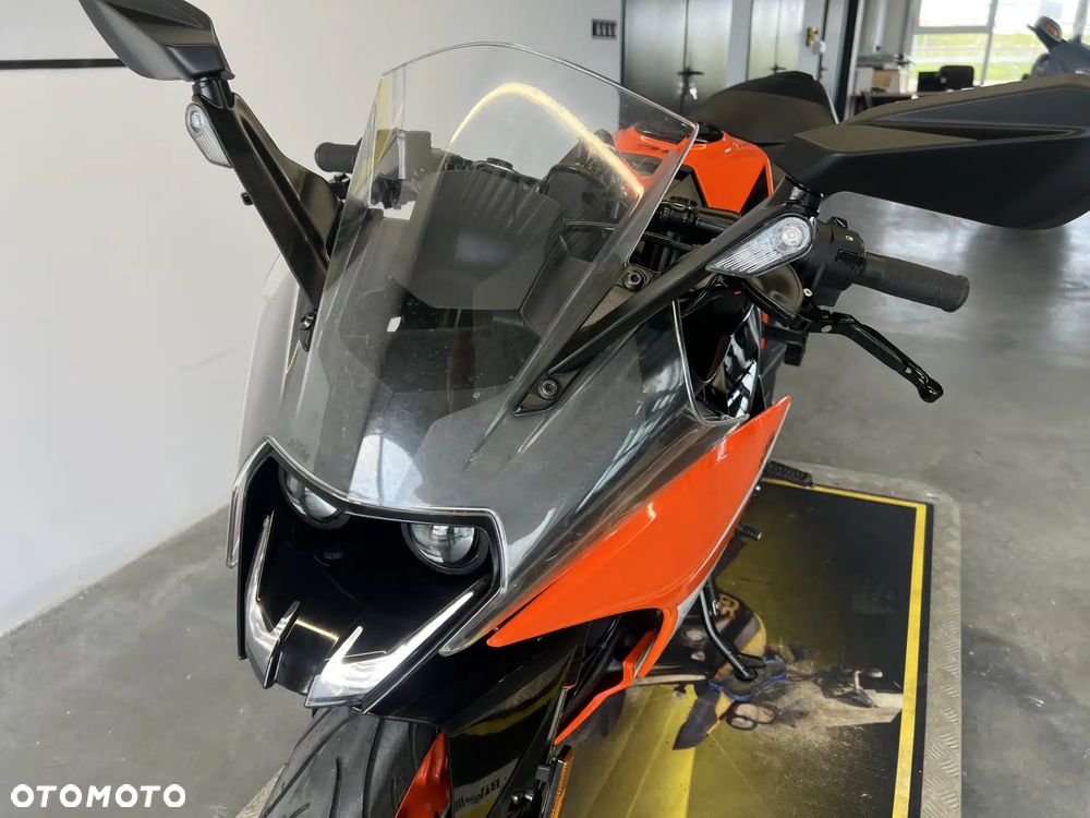 KTM RC 125 - 17