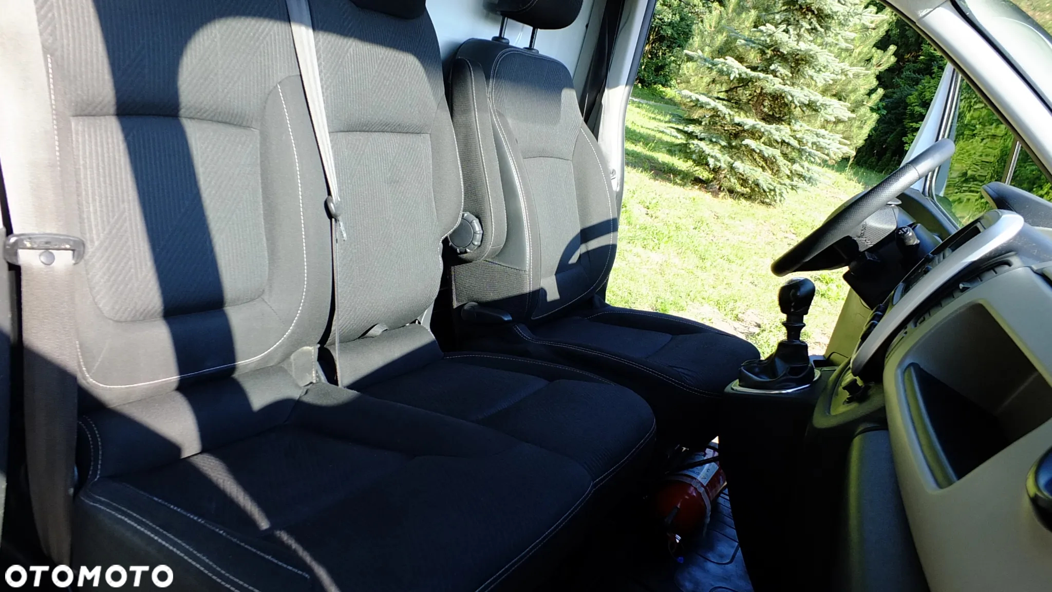 Renault Trafic - 16