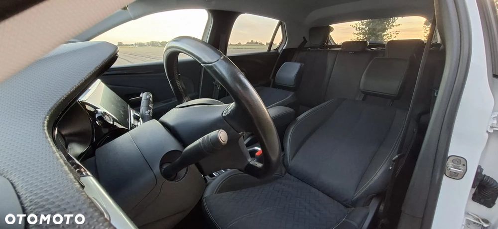 Opel Corsa 1.2 Elegance S&S - 24