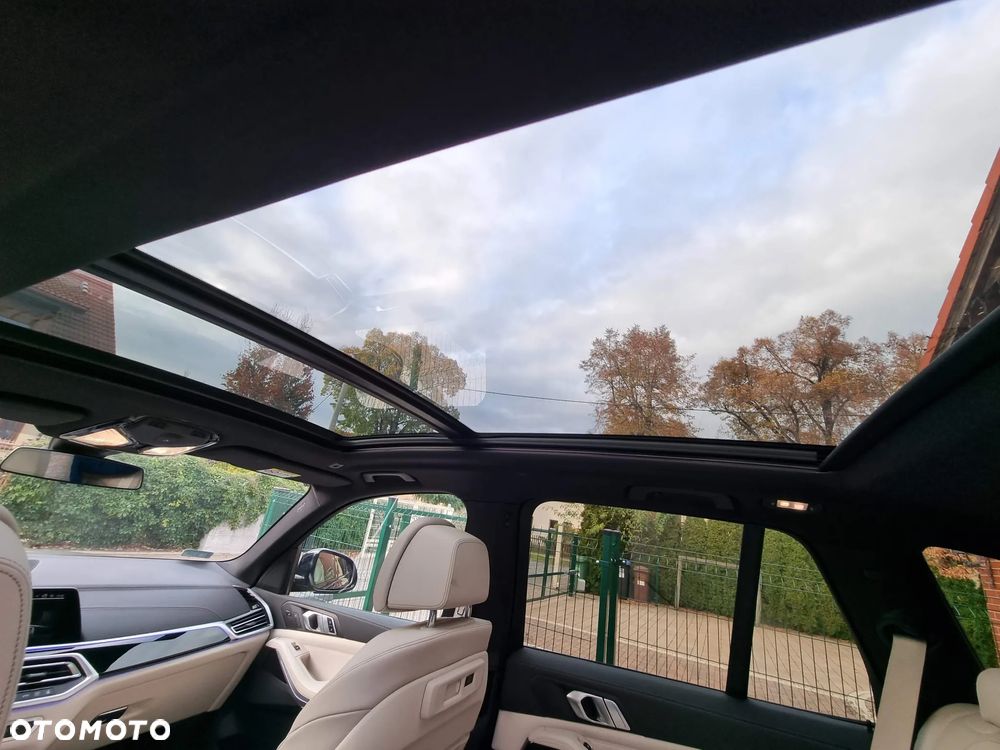 BMW X5 xDrive40d mHEV - 12