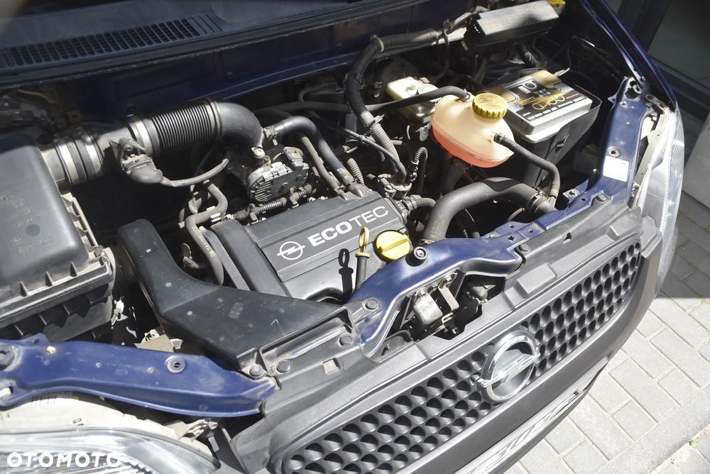 Opel Agila 1.0 Club - 10