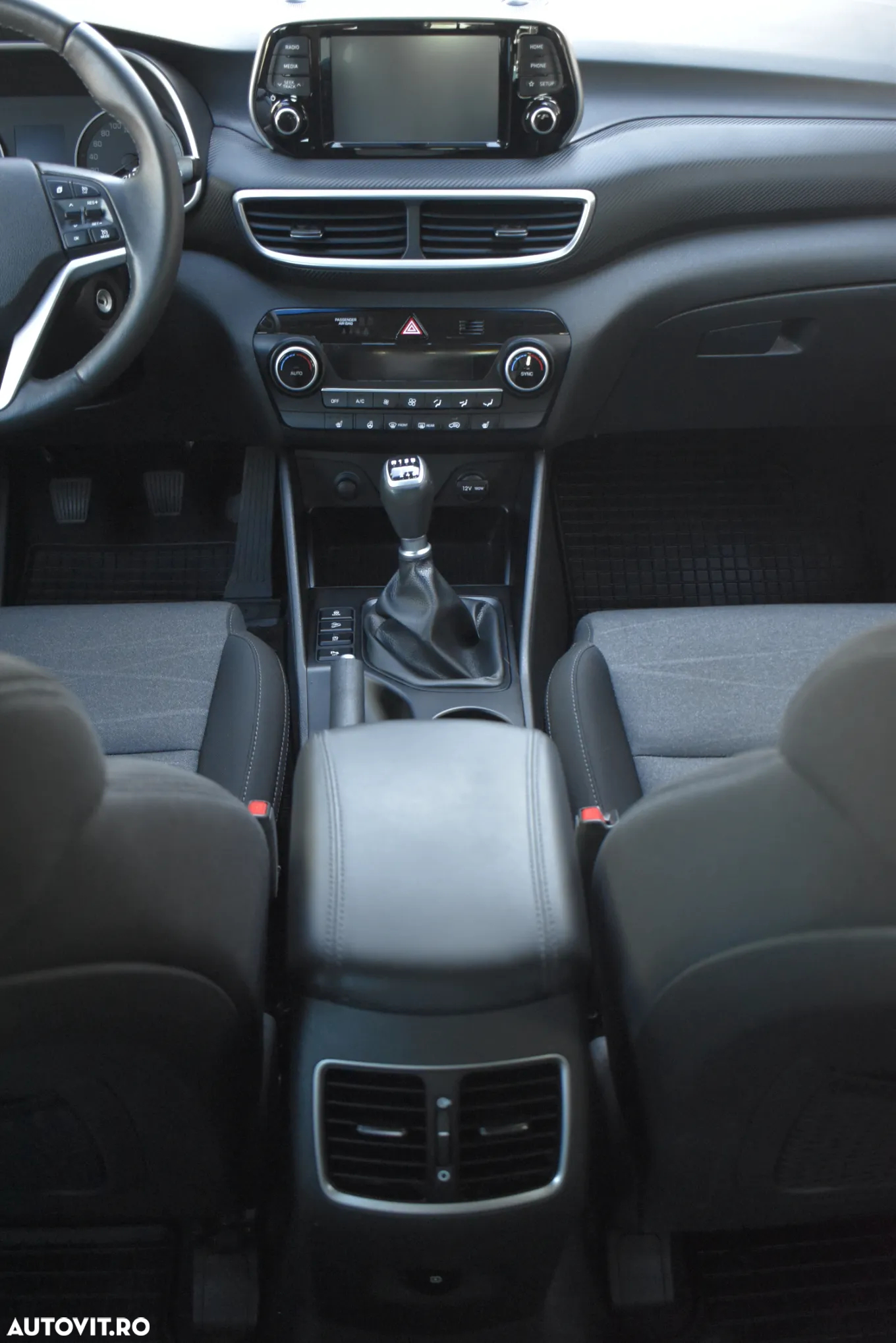 Hyundai Tucson 1.6 GDI 2WD 6MT ISG Style - 28