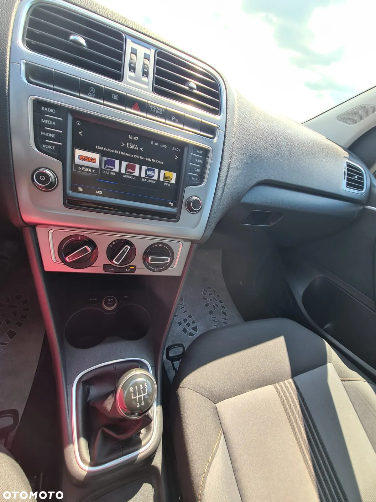 Volkswagen Polo 1.2 TSI Blue Motion Technology Allstar - 22