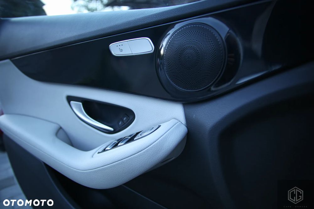 Mercedes-Benz Klasa C 200 (BlueTEC) d 7G-TRONIC - 40