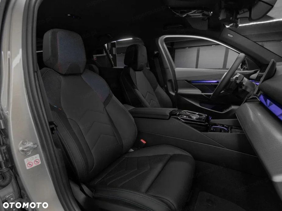 BMW Seria 5 520d xDrive mHEV M Sport - 17