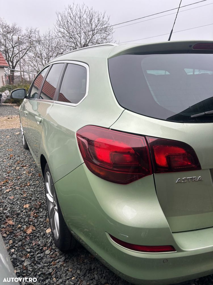 Opel Astra 1.9 CDTI DPF Sport - 4