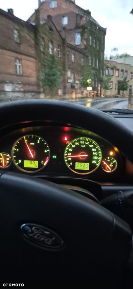 Ford Mondeo 2.0 TDCI Ambiente - 21