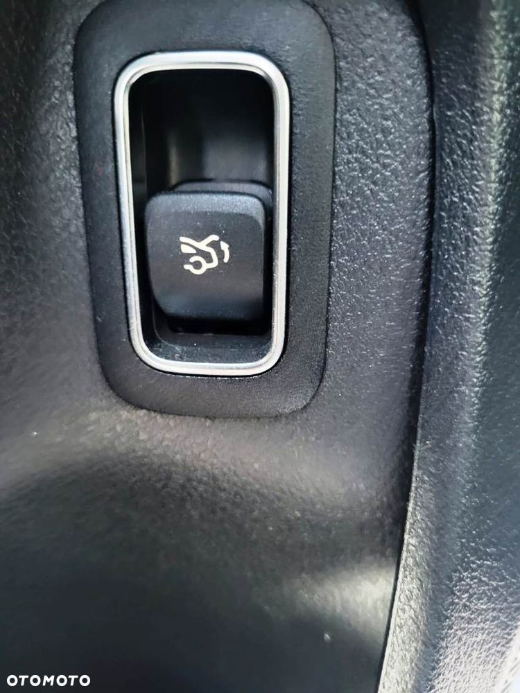 Mercedes-Benz Klasa A 200 AMG Line 7G-DCT - 16