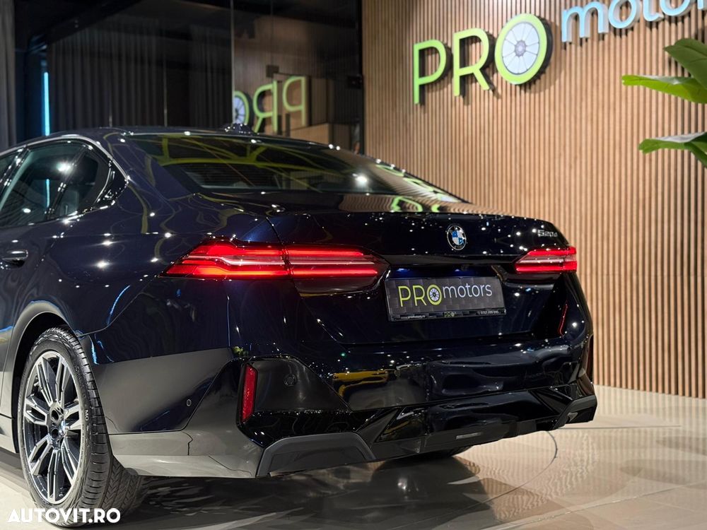 BMW Seria 5 520d Aut. - 17