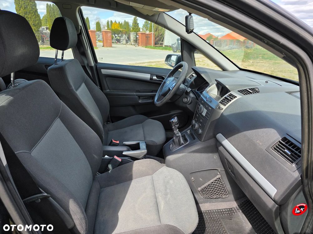 Opel Zafira 1.8 - 9