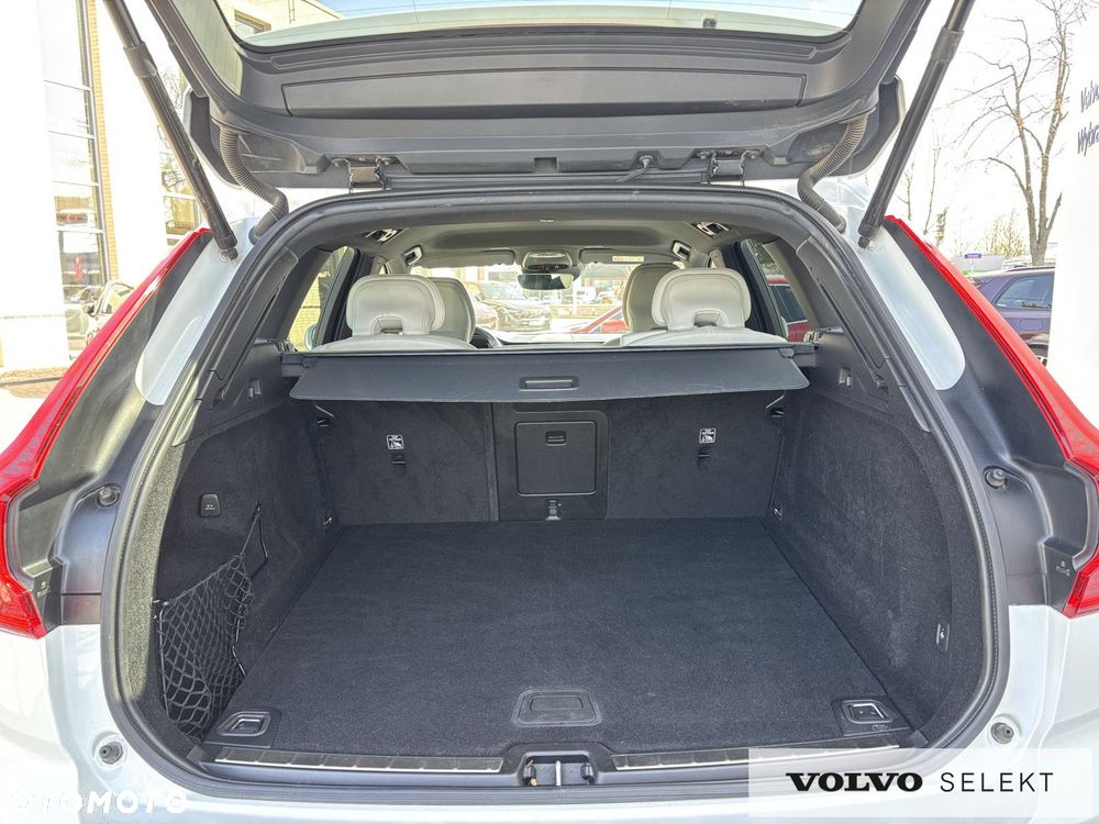Volvo XC 60 - 23