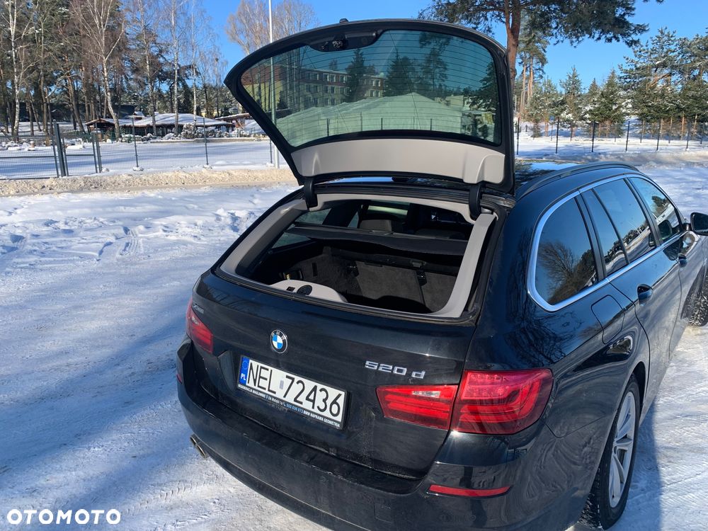 BMW Seria 5 520d xDrive - 7