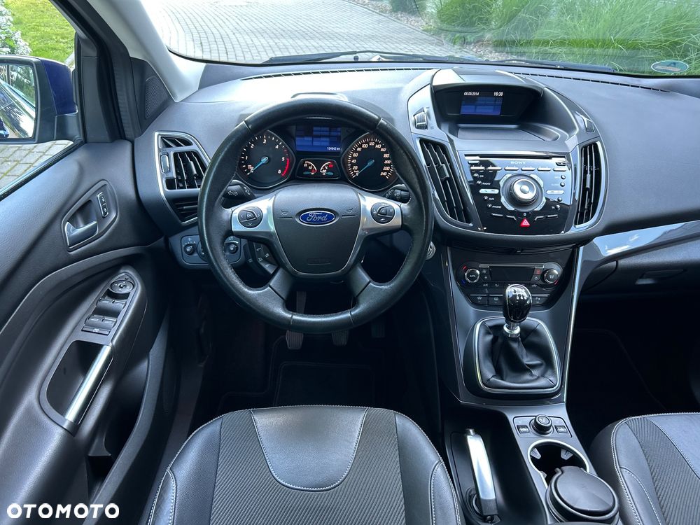 Ford Kuga 2.0 TDCi 2x4 Titanium - 25