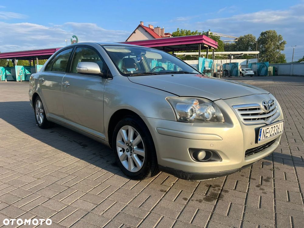 Toyota Avensis - 3
