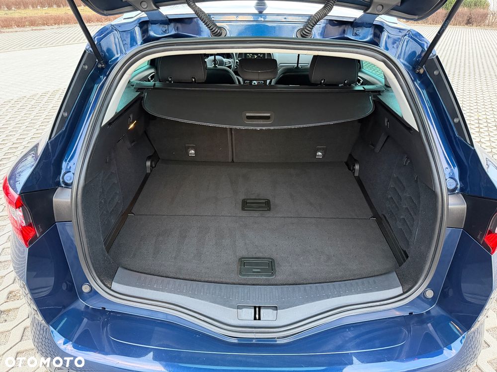 Renault Megane 1.5 Blue dCi Intens - 39