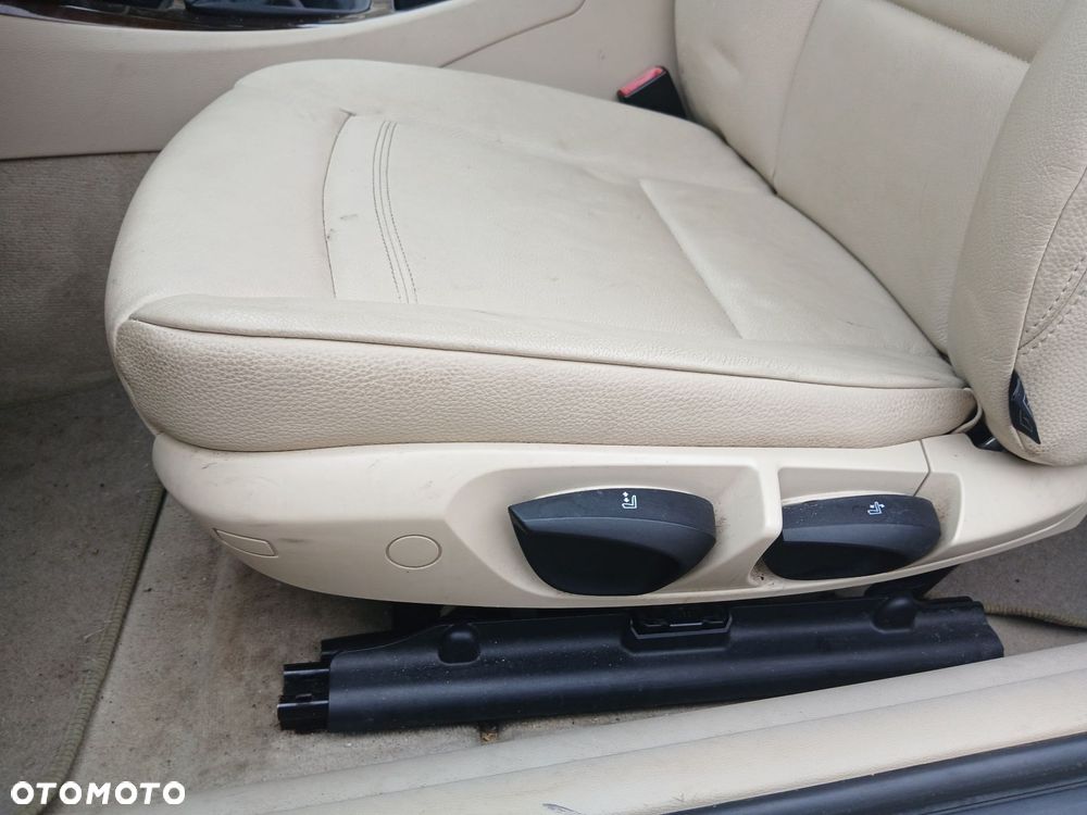 FOTELE KANAPA BMW E92 JASNA SKÓRA - 4