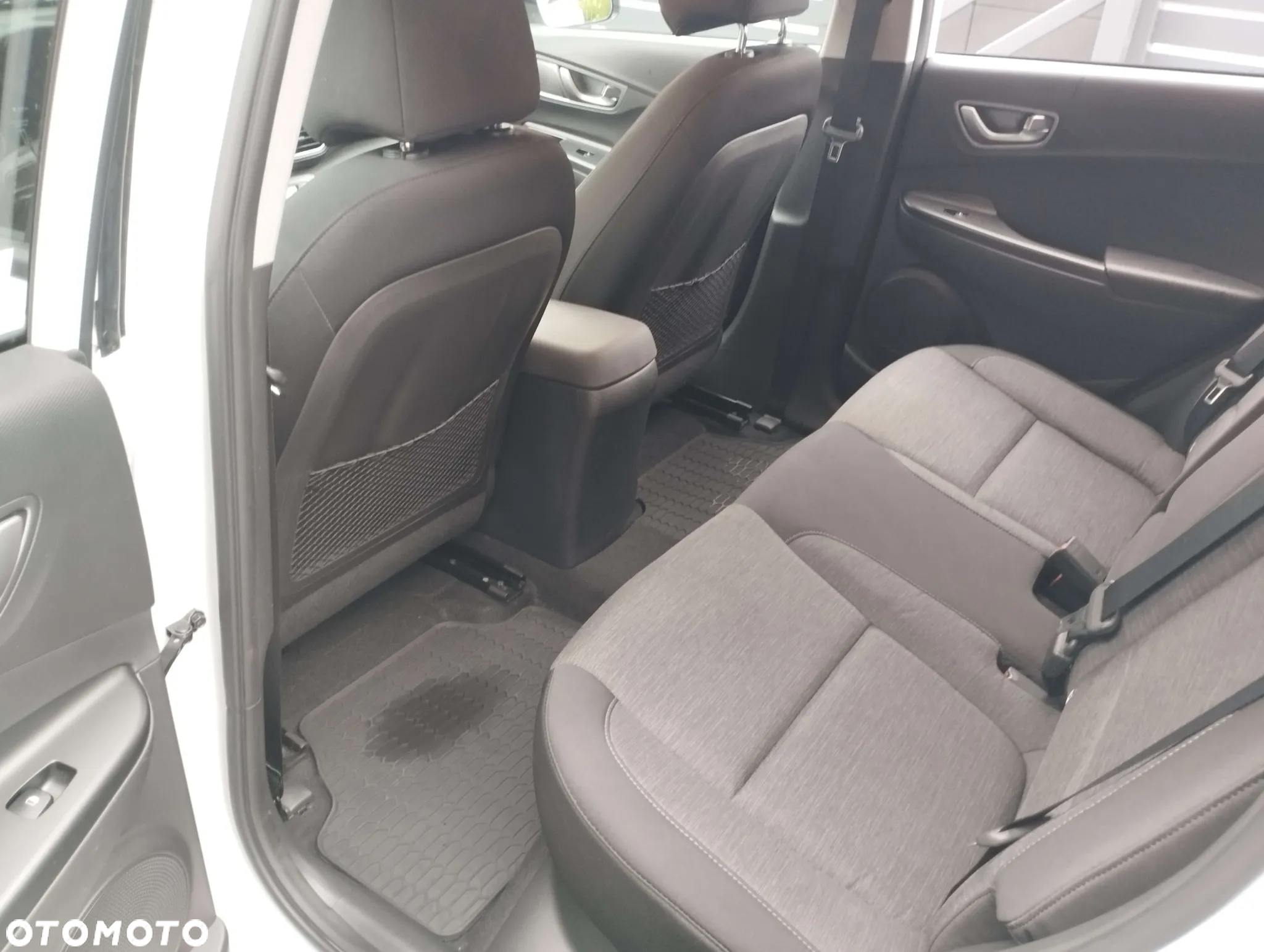 Hyundai Kona Electric 39kWh Premium - 29