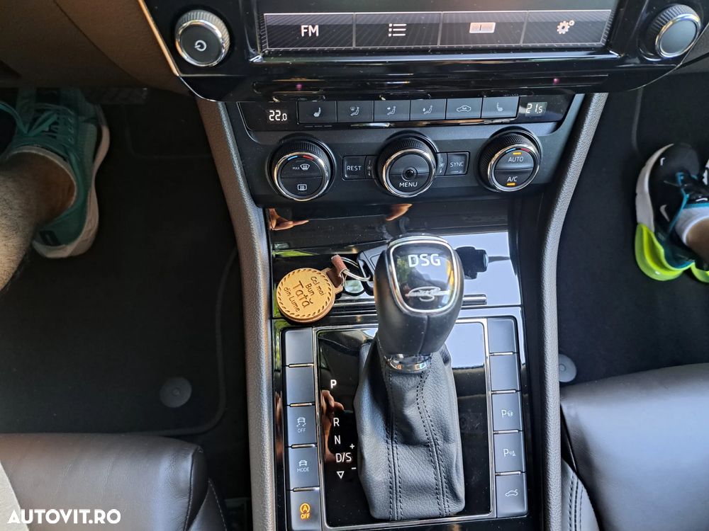 Skoda Superb 2.0 TDI DSG L&K - 18