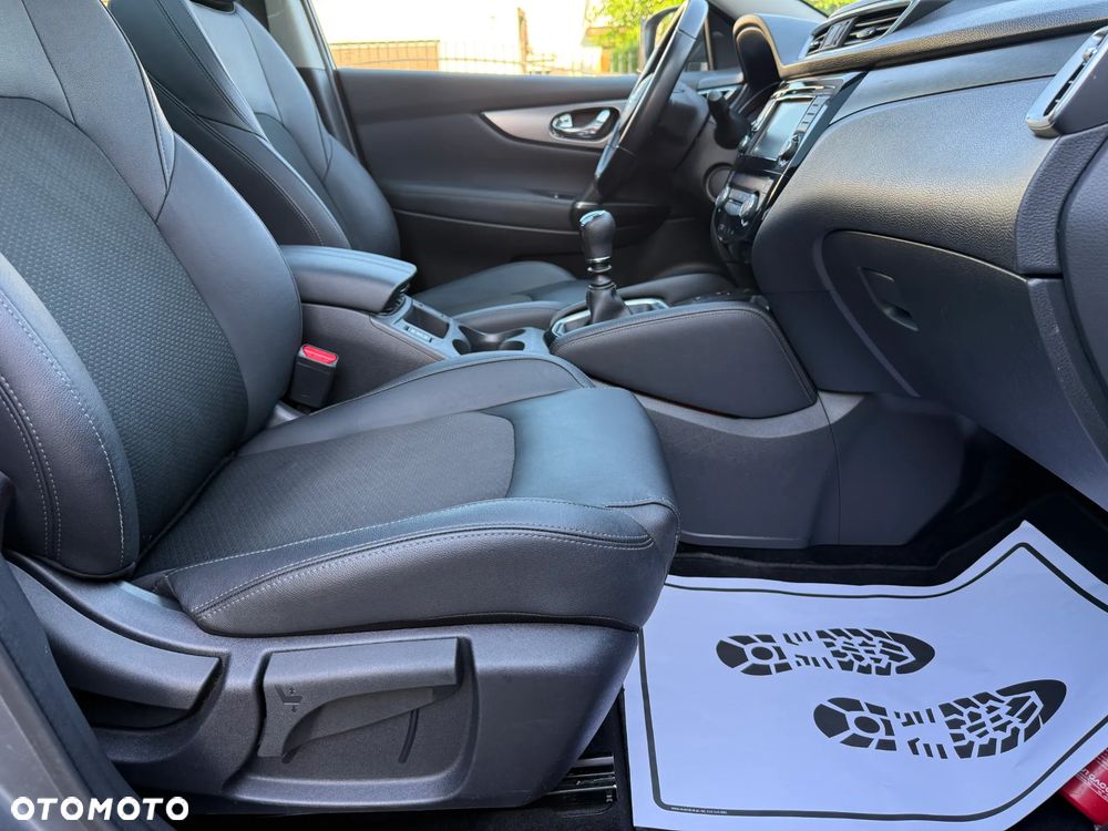 Nissan Qashqai 1.3 DIG-T MHEV Tekna - 19