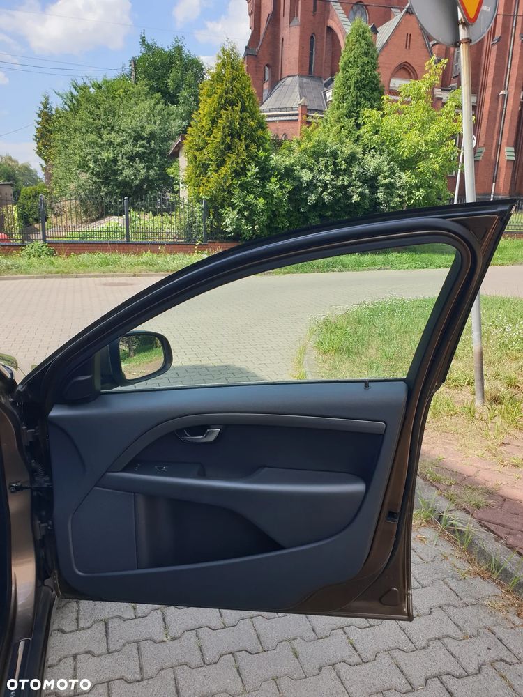Volvo V70 D2 Linje Classic - 30