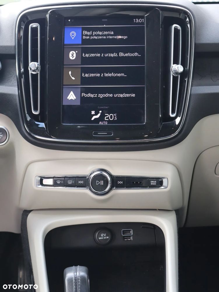 Volvo XC 40 T3 Momentum - 12