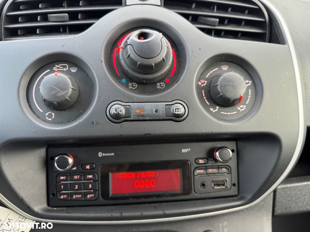 Renault Kangoo Maxi ZE E. 33 (mit Batterie) - 8