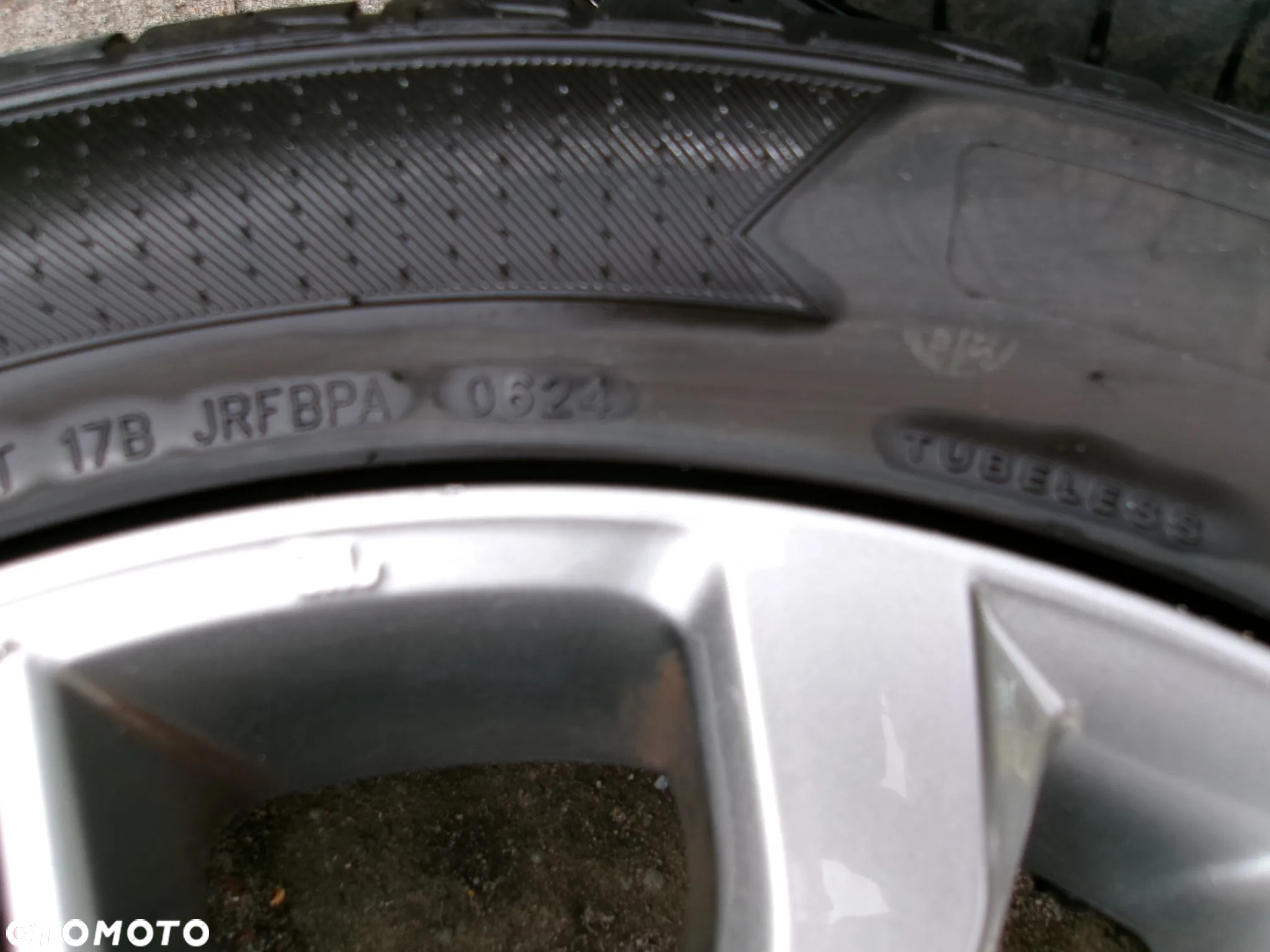 KOŁA FELGI ALU OPONY LATO  215/55/17 TOYOTA AVENSIS T27   VERSO  5X114,3 - 8