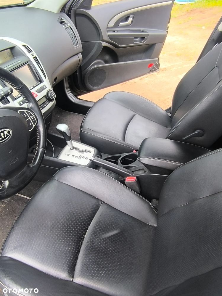 Kia Ceed 2.0 CVVT Automatik TX - 12