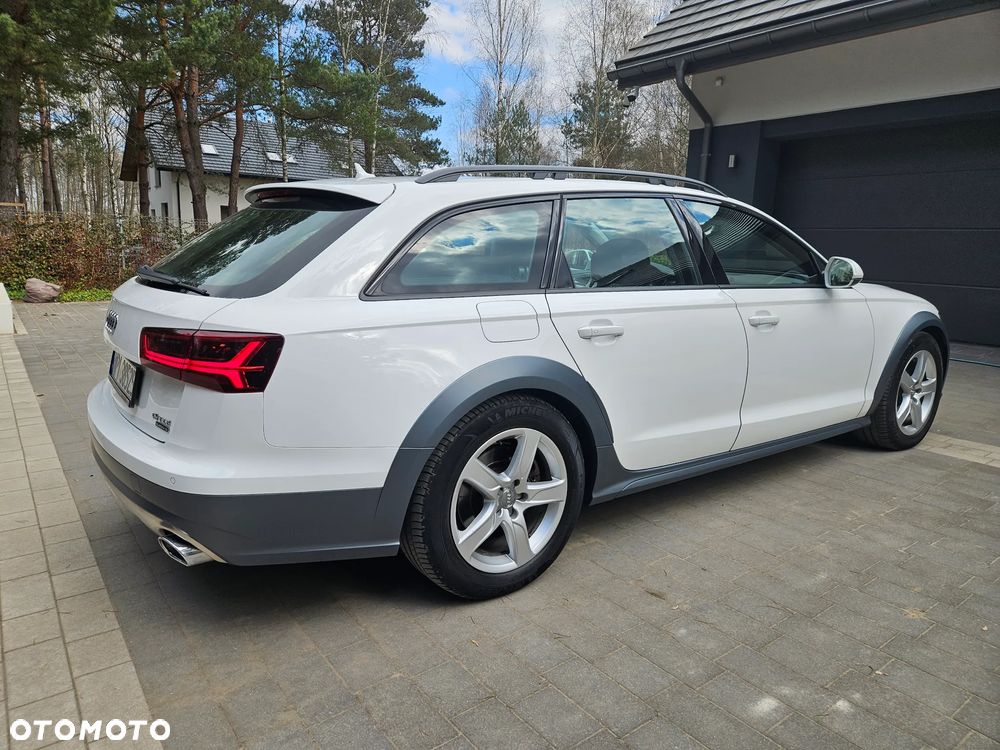Audi A6 Allroad - 10