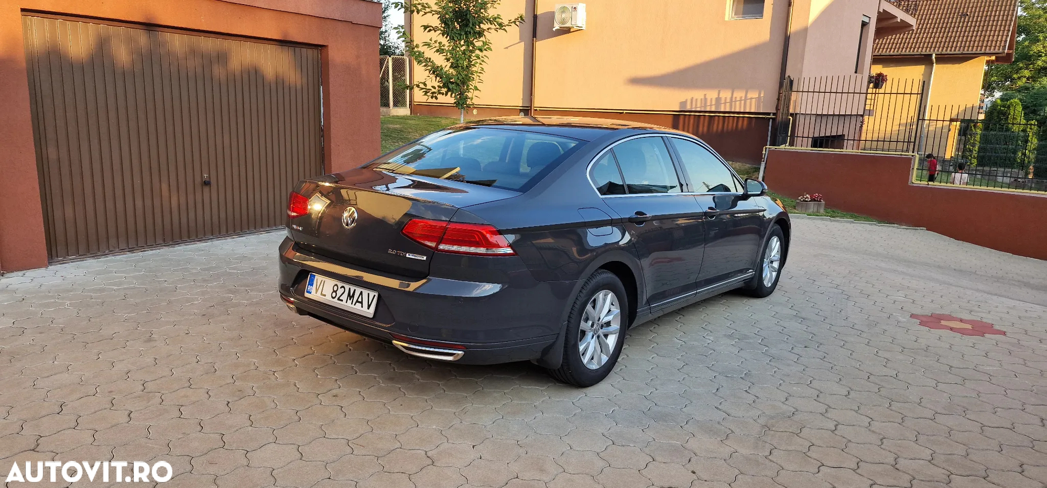 Volkswagen Passat 2.0 TDI Comfortline - 3