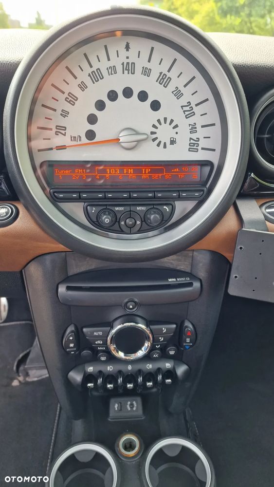 MINI Clubman Cooper D - 11
