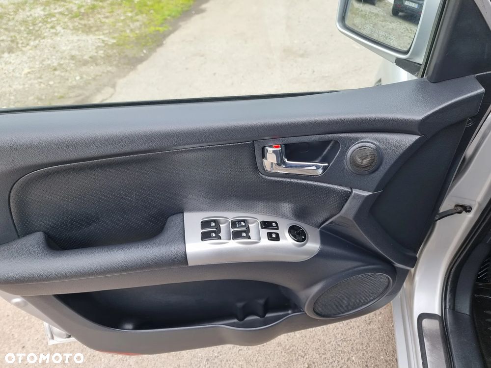 Kia Sportage 2.0 CRDI EX - 13