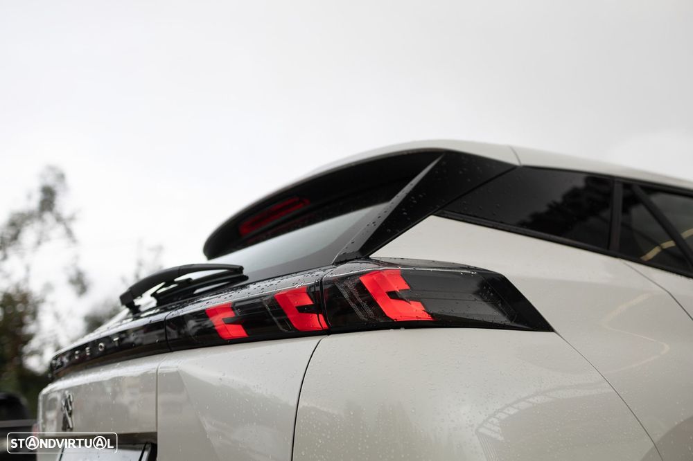 Peugeot e-2008 Active - 12