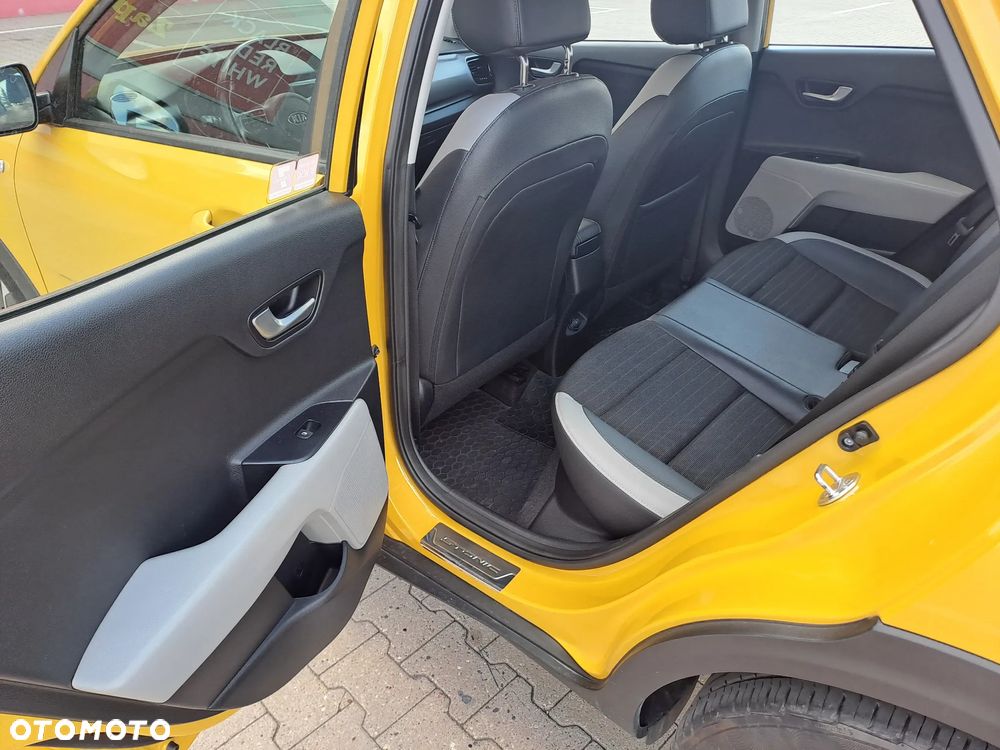 Kia Stonic 1.4 L - 9