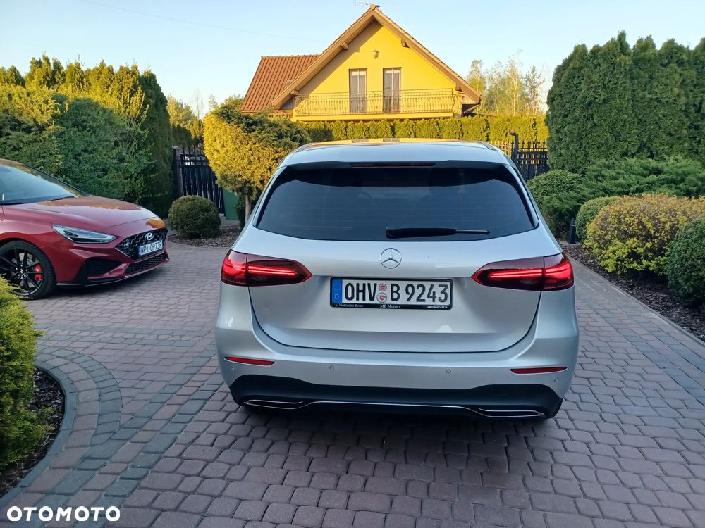 Mercedes-Benz Klasa B 180 7G-DCT Progressive - 8