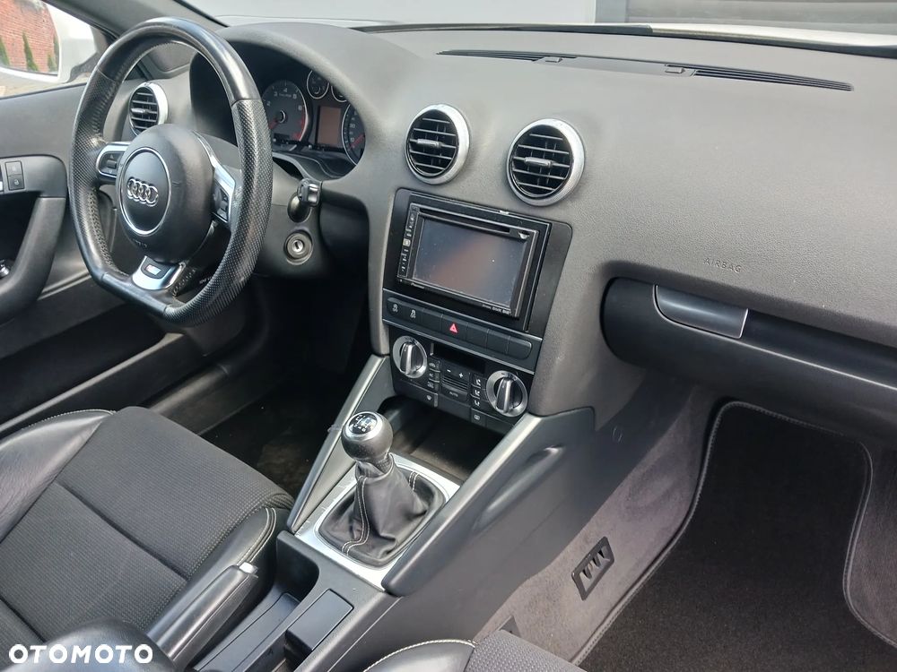 Audi A3 Sportback 1.4 TFSI S line Sportpaket - 14