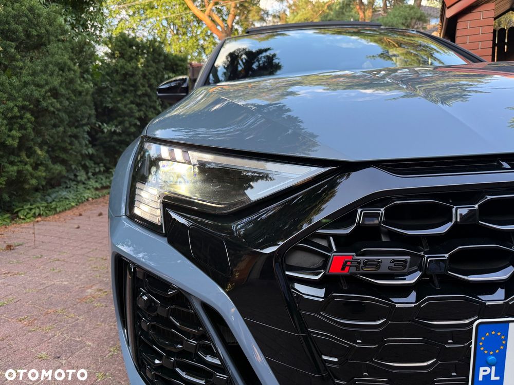 Audi RS3 Limousine - 11