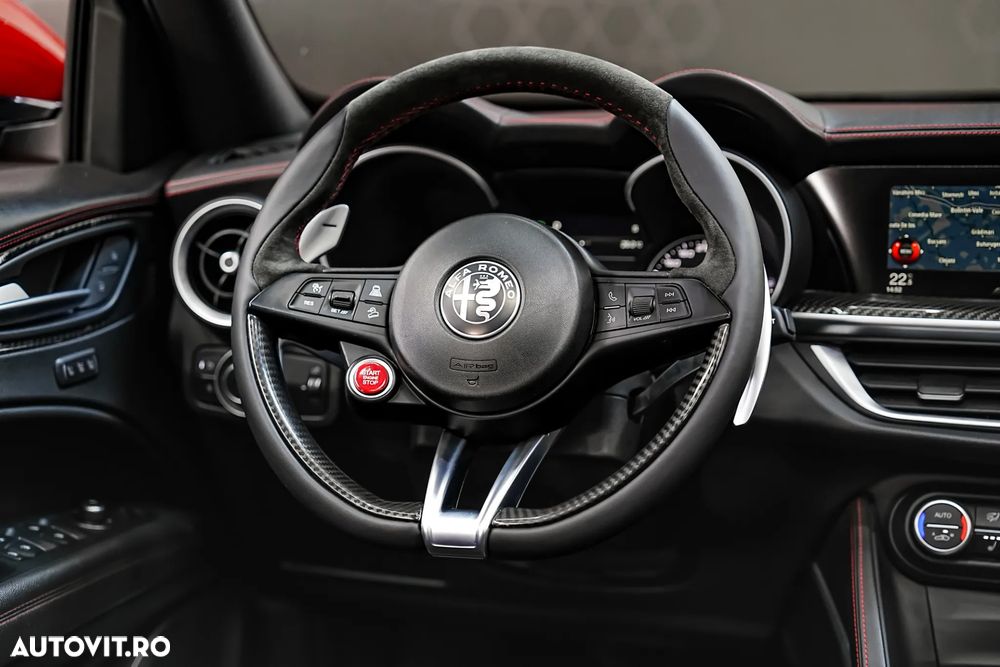 Alfa Romeo Stelvio - 11