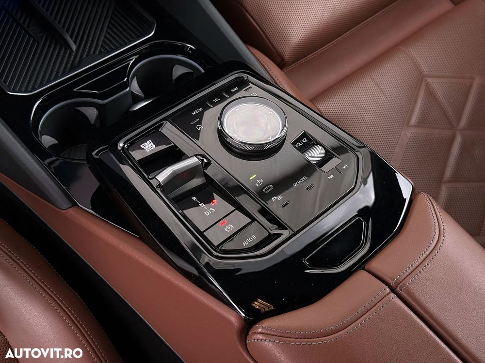 BMW Seria 5 520d xDrive AT MHEV - 24