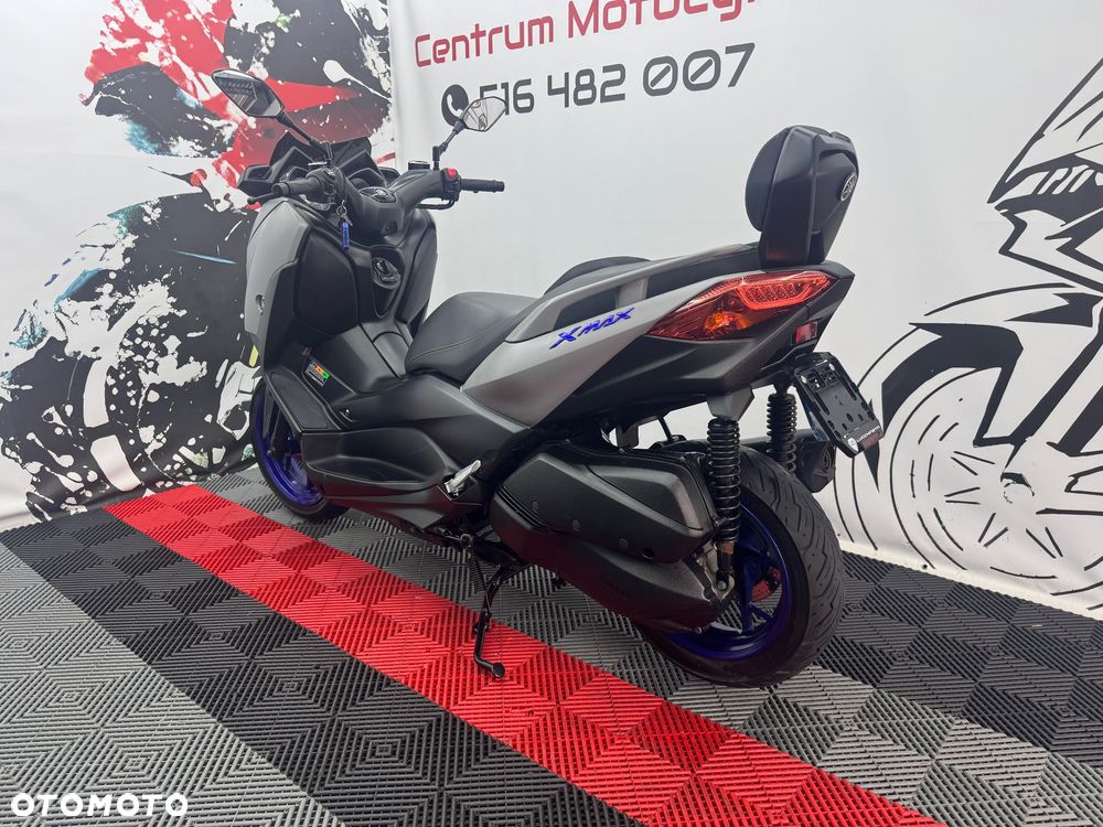 Yamaha X-max - 5